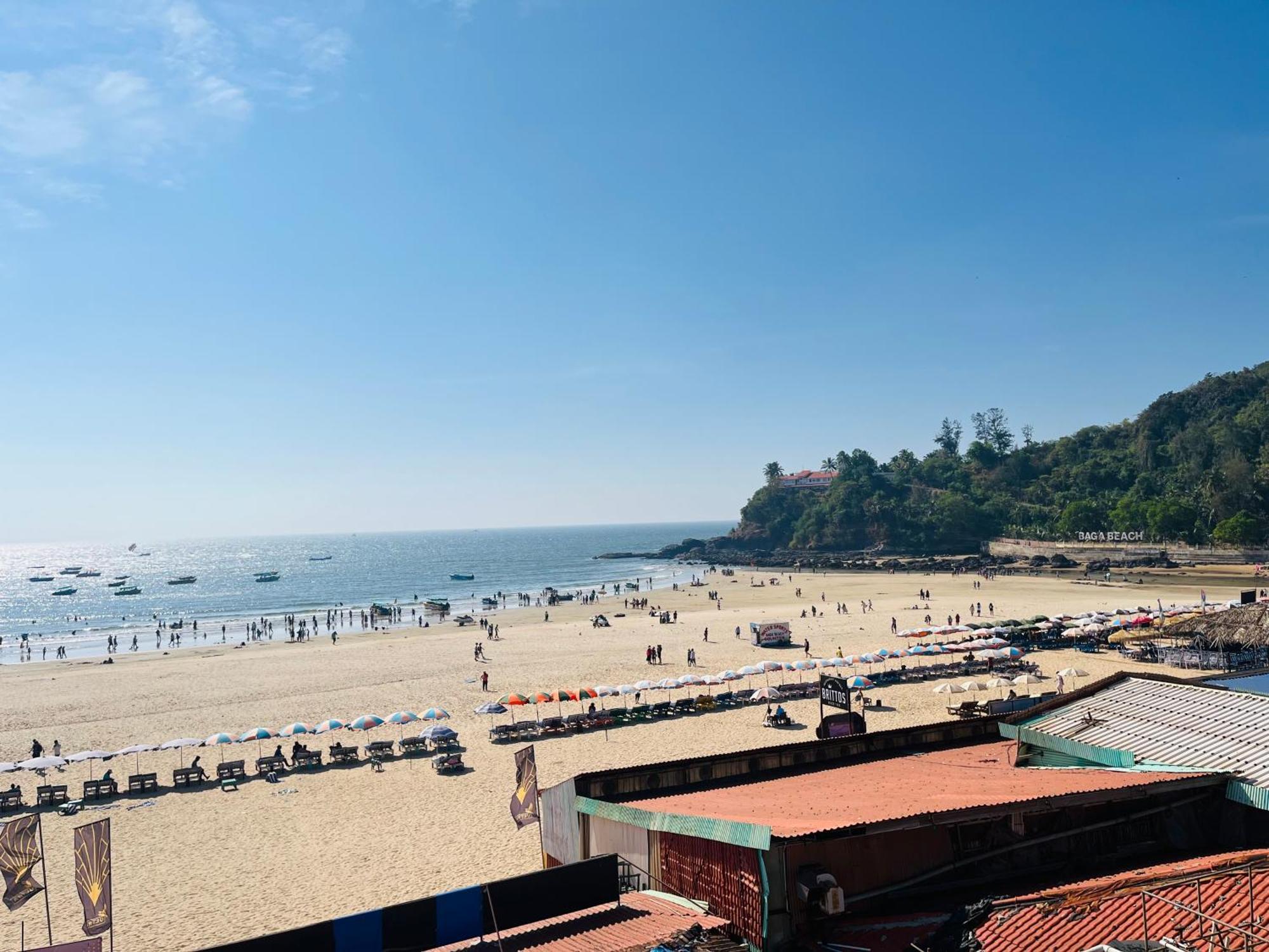 Baga Beach Sunset Hotel Exterior photo